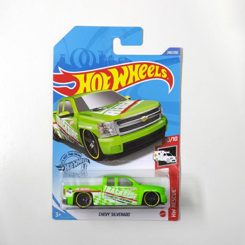 Hot Wheels Treasure Hunt – Chevrolet Chevy Silverado Rescue Vert Citron – Échelle 1/64 – Neuf