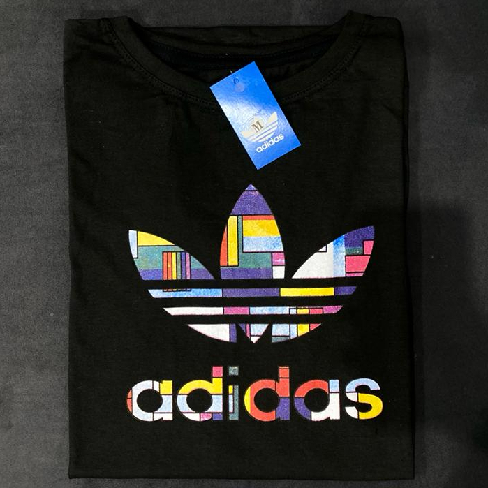 Blusa da adidas store colorida