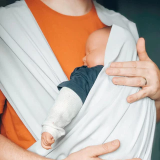 Sling Sem Amarração Dryfit Tecido Mais Fresco Fácil de Vestir - Cinza Claro