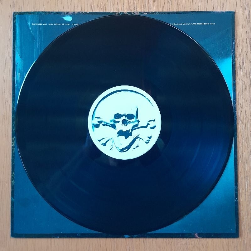 LP de DEATH METAL / ENTOMBED / CLANDESTINE / ANO 1991 | Shopee Brasil