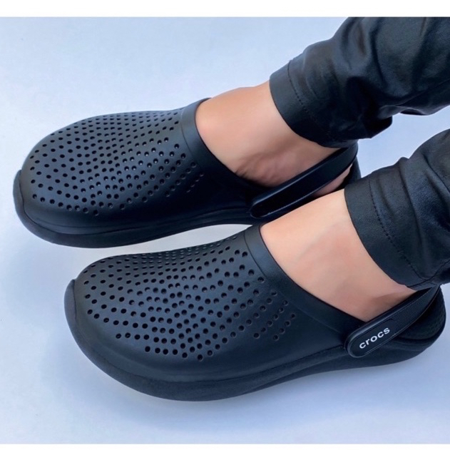 Sandália Feminina Crocs adulto Promoção Envio Imediato