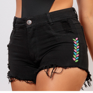 Shorts Bermuda Jeans Bordado Folhas Preto