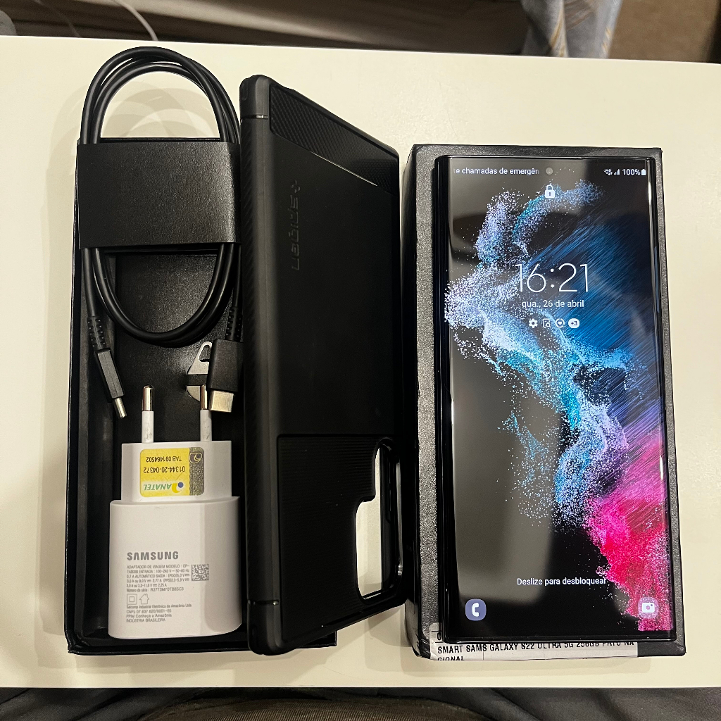Samsung Galaxy S22 Ultra 5G Preto 256GB usado, desbloqueado, com