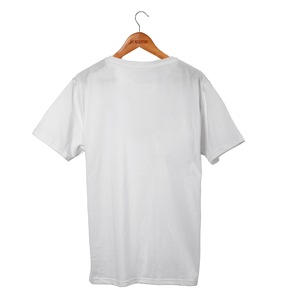 Camiseta branca, gola redonda, manga curta
