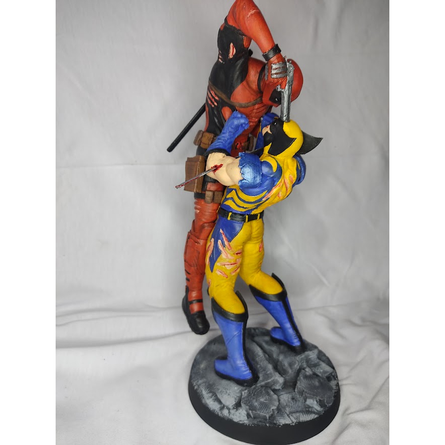 Diorama wolverine x deadpool action figure estátua