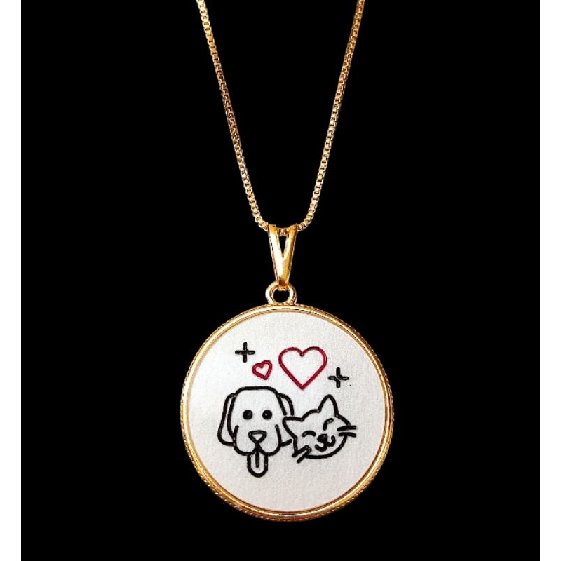 Colar Feminina Mãe de pets Corrente pingente cachorro e gato banhado a ouro