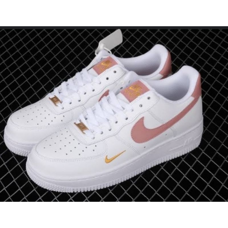 nike air force essential pink