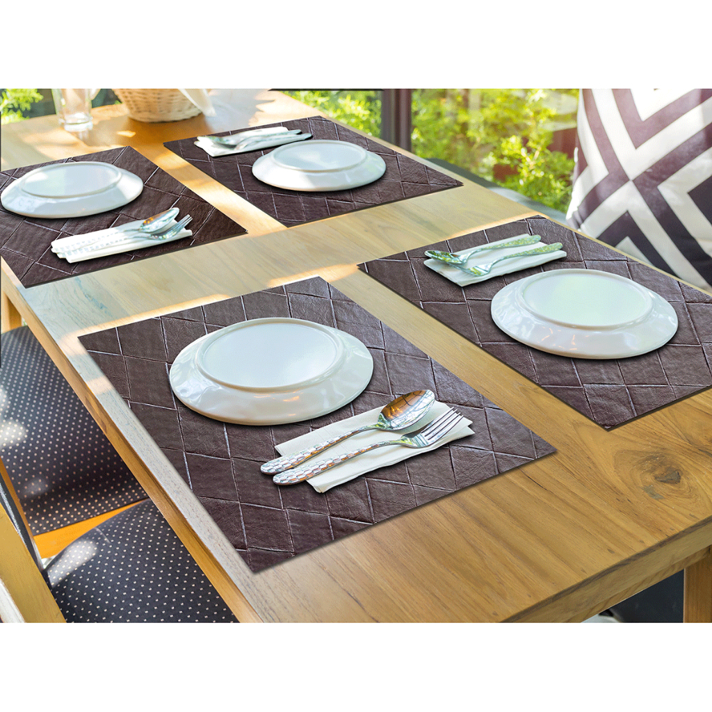 Kit Jogo Americano 8 Lugares + 8 Porta Copos - Mosaico Marrom Imita Couro