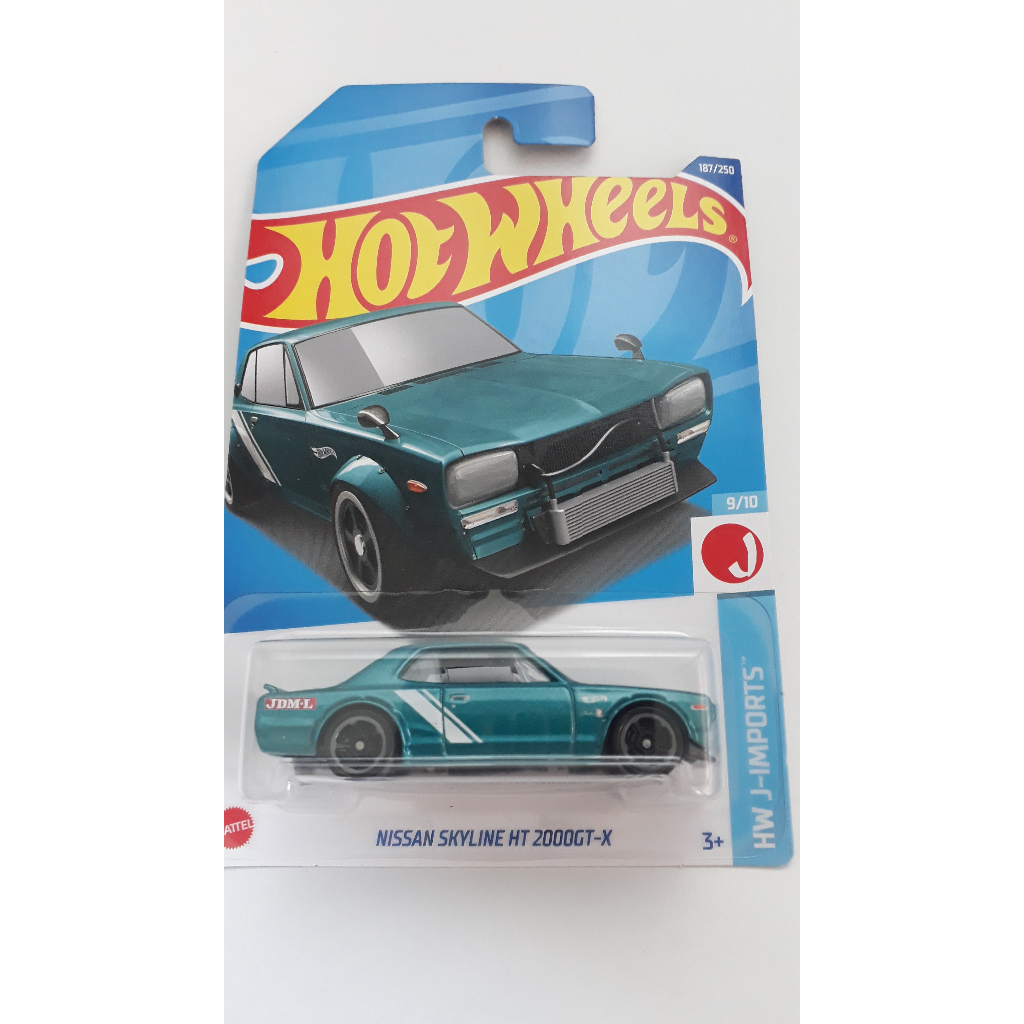 Nissan Skyline HT 2000GT-X 2022 Verde - 1/64 - Hot Wheels - Mattel