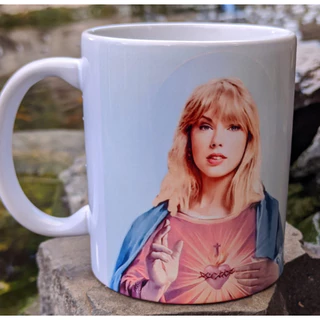 Caneca de Porcelana Taylor Swift Sagrada