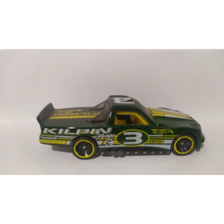 (24AM2-213-III) Hot Wheels Circle Trucker (Miniatura ORIGINAL loose).