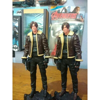 Boneco Leon Resident Evil colecionáveis