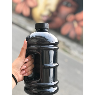 Garrafa De Água Bebida Mini Galão 2L Livre de BPA(BISFENOL A) Resistente Com Alça Academia Cross Fit Várias Cores