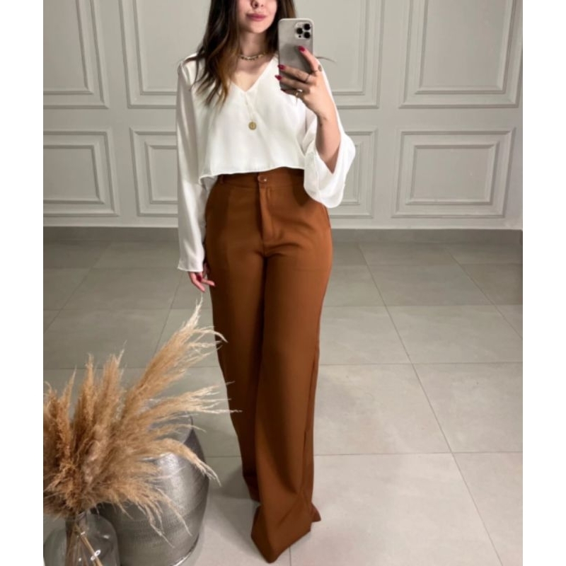 Blusa feminina cropped alfaiataria Duna manga longa flare Jeniffer