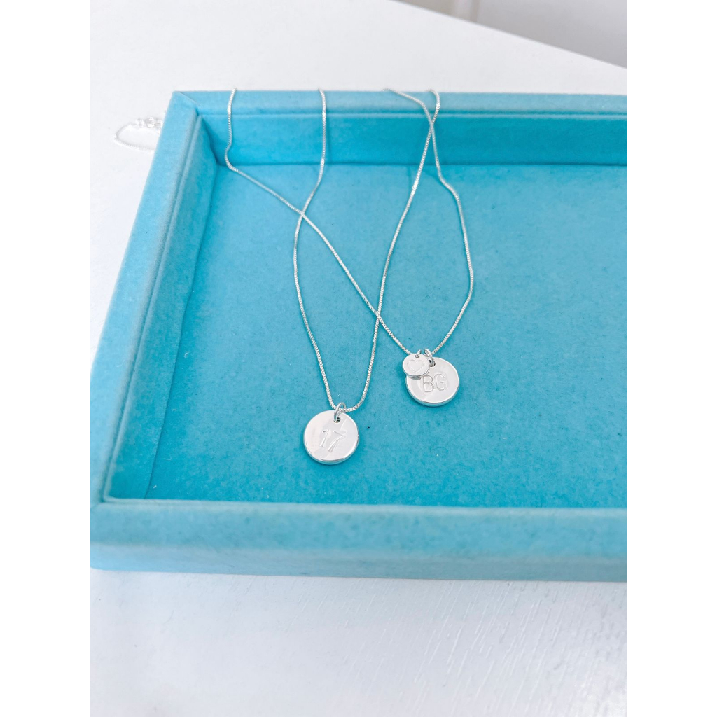 Colar personalizado inicial/número - tamanho M (personalize como quiser) banhado à prata 925