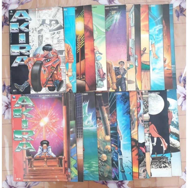 Akira - Do 1 ao 13 e do 17 ao 28 - Editora Globo - Escolha um mangá