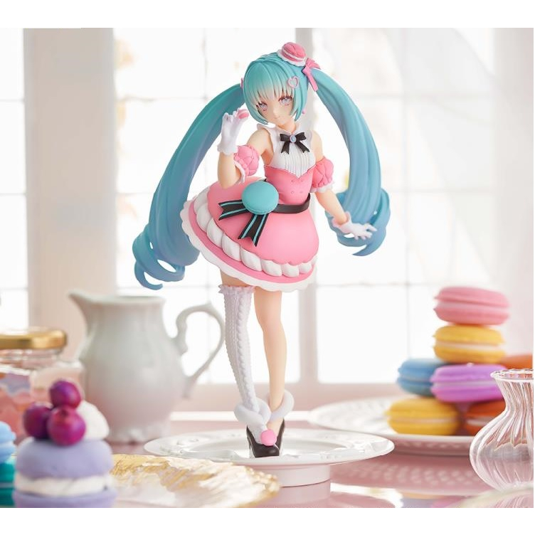 Vocaloid SweetSweets Series Hatsune Miku (Macaroon) Figure