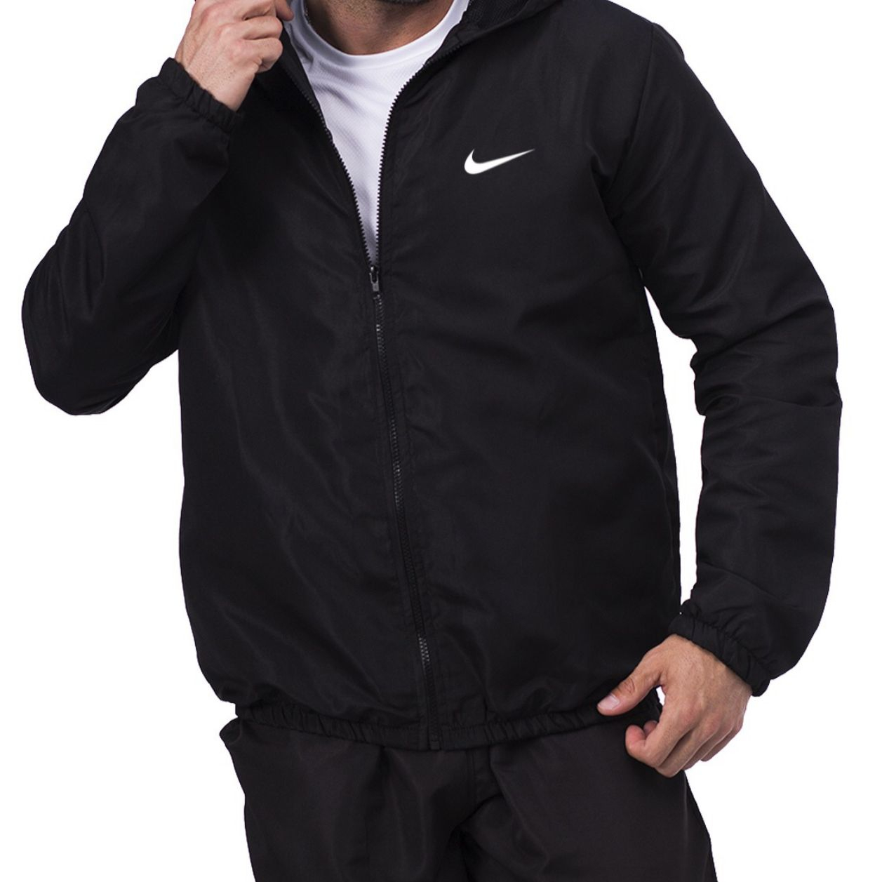 Jaqueta Corta Vento com Capuz Nike Sportswear Windrunner - Masculina em  Promoção