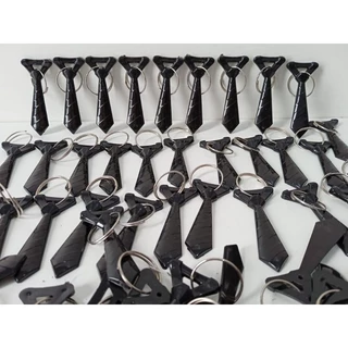chaveiros gravatinha / hora da gravata 50 uni em Oferta na Shopee