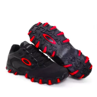 Tênis Masculino Oakley Bravo