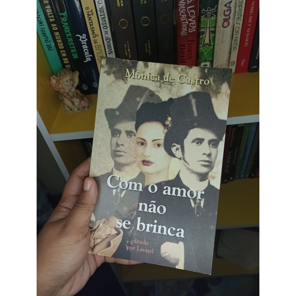 Livro Com o Amor Não se Brinca - Monica de Castro | Shopee Brasil