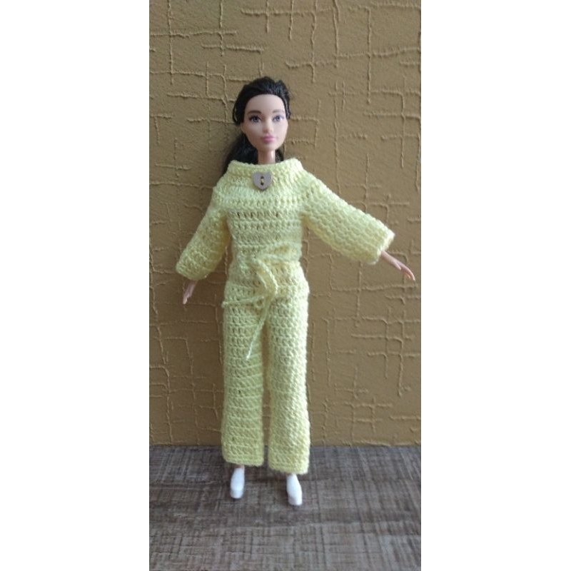 Roupa para boneca Barbie - macacão em croche