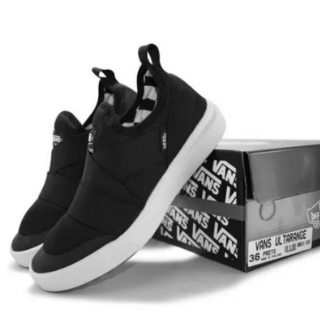 Tênis Vans Meia Slip On Preto com Elástico Leve e Confortável