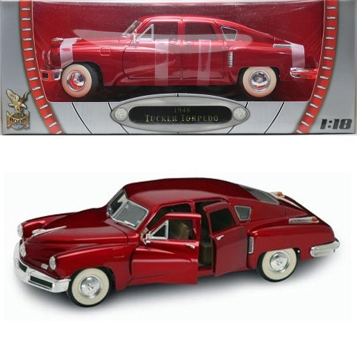 新品未開封　1948 Tucker TORPEDO美品です1／18 1948 Tucker Torpedo - Road Signature Collection - 1/18 - Yat Ming