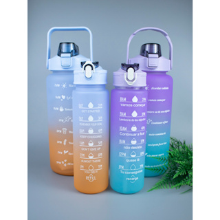 Kit com 2 Garrafas Squeeze Degradê de 2 Litros e 900ml - Frases Motivadoras com Adesivos 2D e 3D - Personalizável - Academia / Escola / Treino / Anti-vazamento