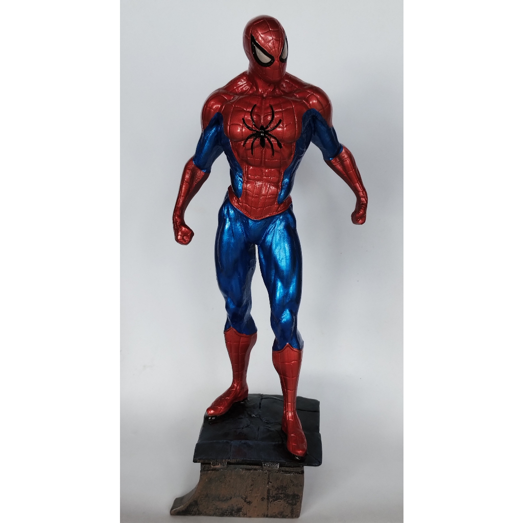 Homem Aranha de resina colecionável