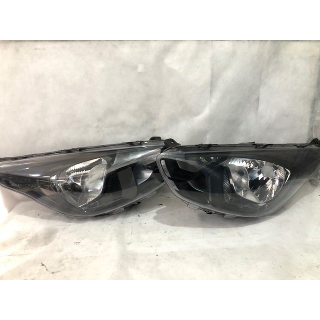 Farol Ford Ka 2019 2020 2021 2022 Máscara Negra Original