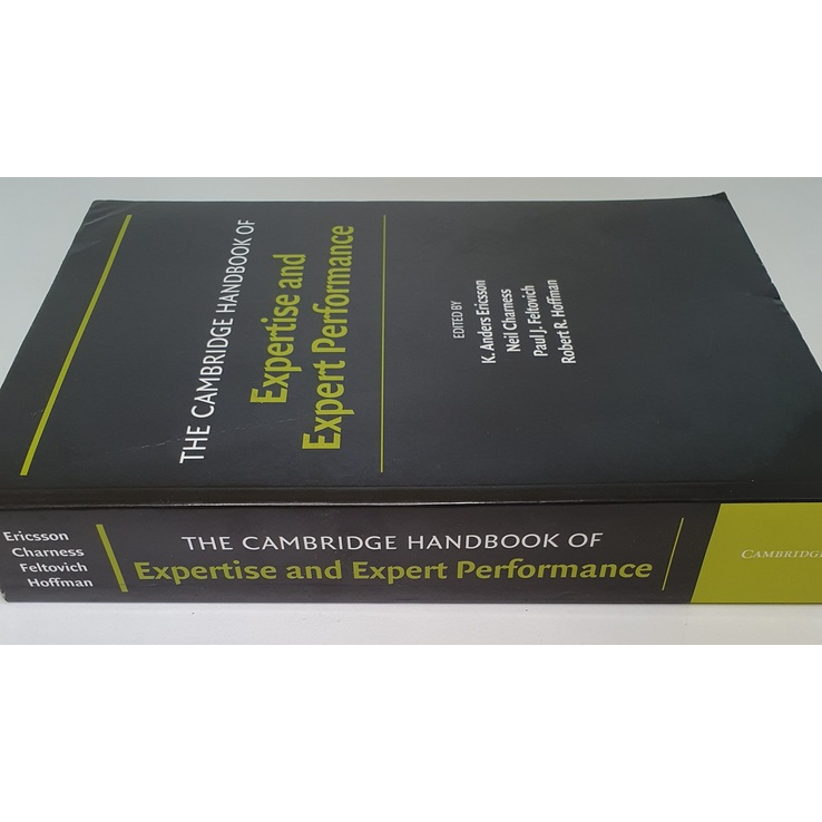 Livro The Cambridge Handbook of Expertise and Expert