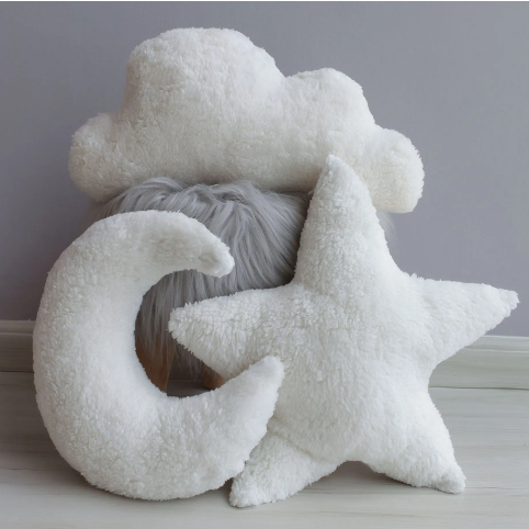 Kit Almofadas Quarto Bebê Estrela Nuvem Lua Sherpa Palha 3 Peças