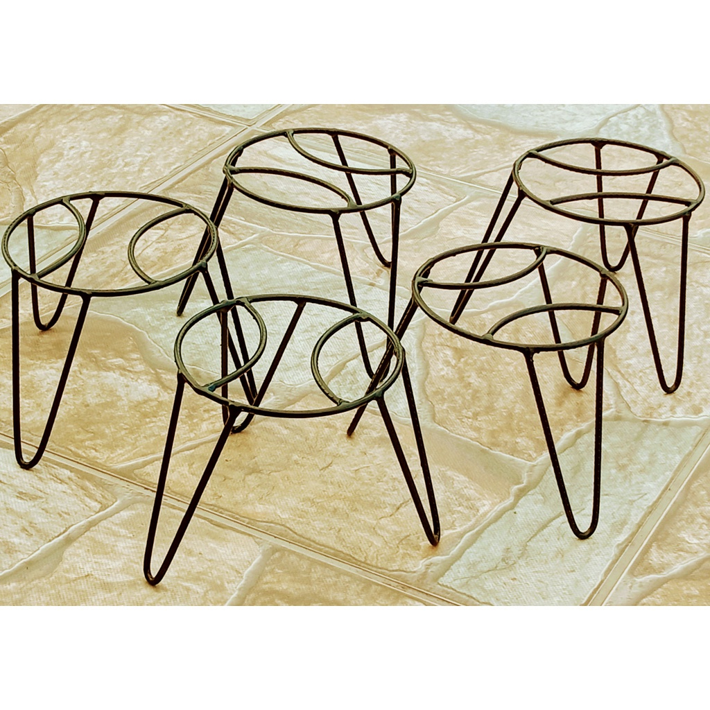 Kit com 5 suportes para vaso de flor (ferro) ##18cm base onde vai o vaso## 15cm de altura
