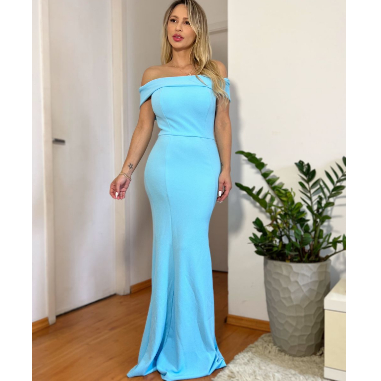 Vestido longo forrado azul claro para ir em casamento, igreja