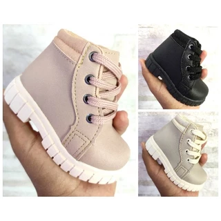 Bota Infantil Estilosa