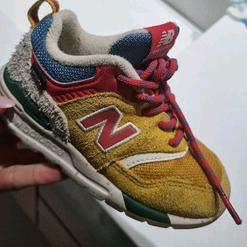 New balance shop infantil colorido