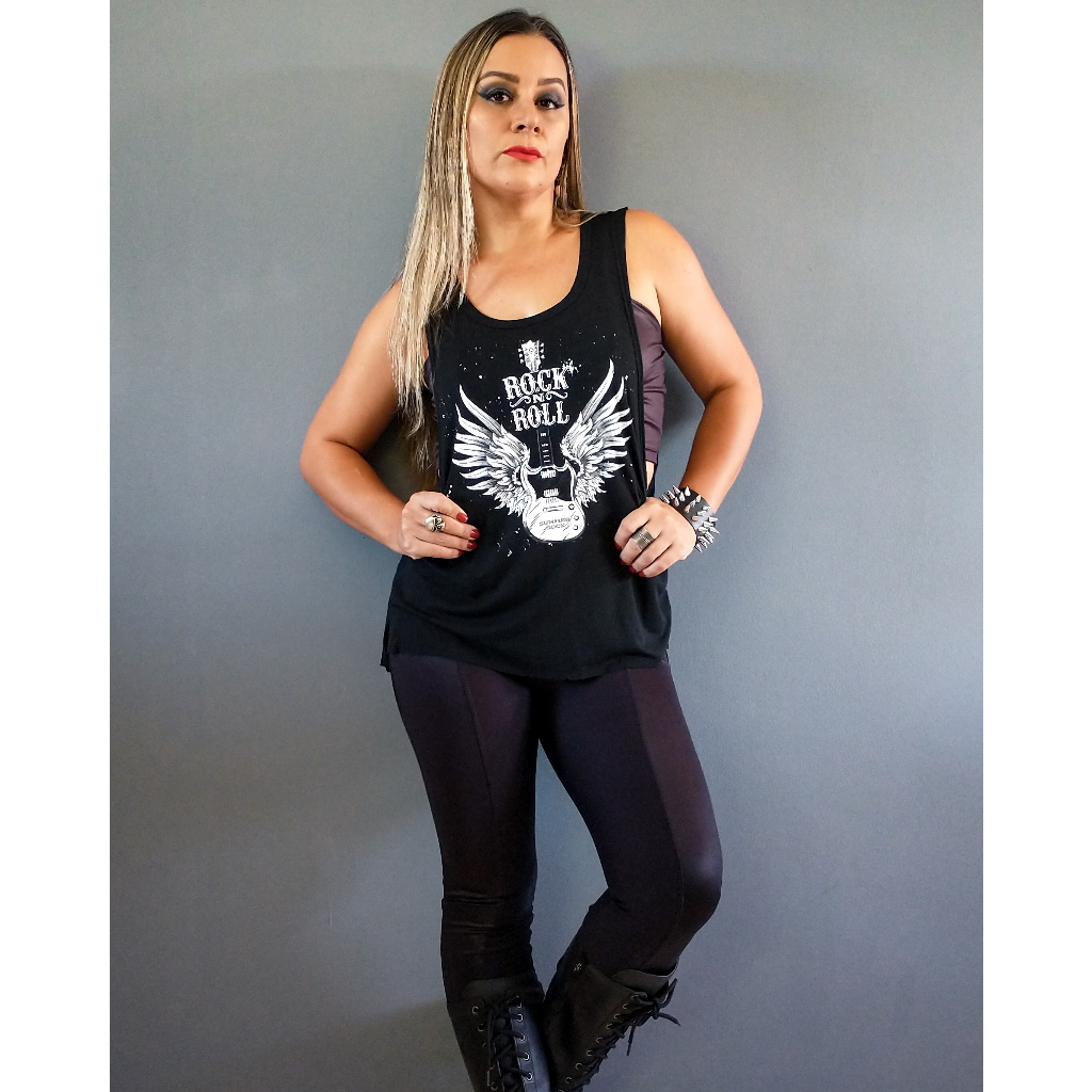 Blusas femininas hot sale estilo rock