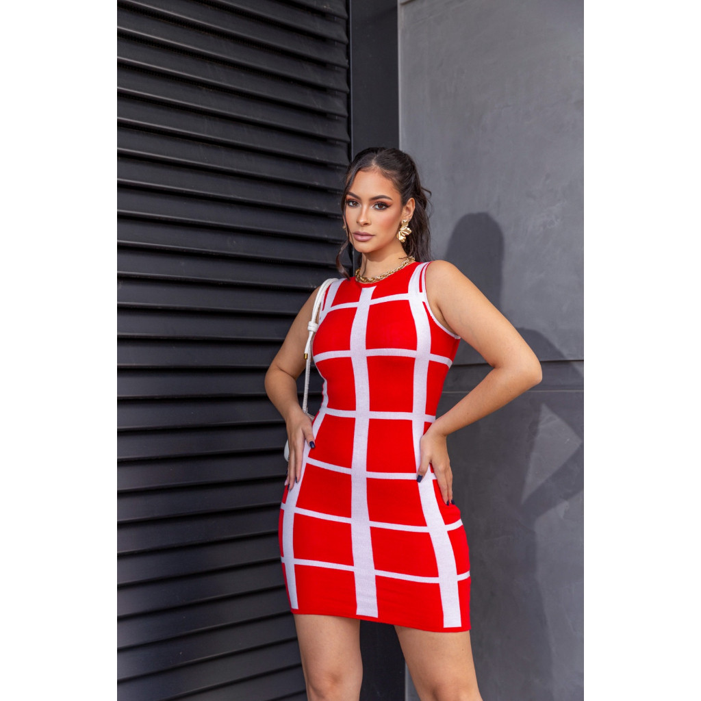 PROMOÇÃO Vestido tricot modal regata estampa com quadrados duas cores, tricô tubinho regatinha de alta qualidade, veste tamanho P e M, possui elasticidade, lançamento moda inverno e verão, FABRICAÇÃO PROPRIA.