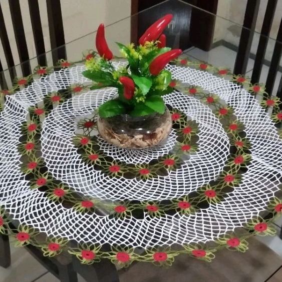 Toalinha de centro mesa redonda de croché 80 cm