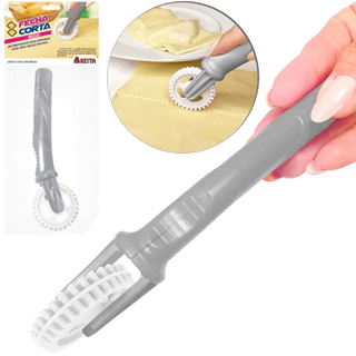 Carretilha Para Fechar e Cortar Massas de Pastel Salgados