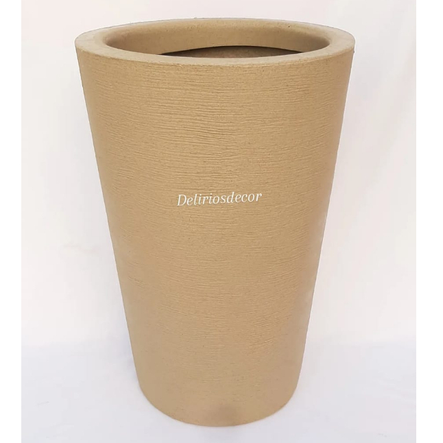 Vaso de Planta Decorativo Reciclável em Polietileno, Coluna Redonda Texturada Cone 77