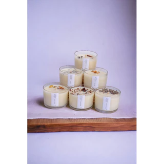 Vela Aromática Artesanal Perfumada e Vegana Aromas de Lavanda e Sândalo, Cravo e Canela, Alecrim, Ylang Ylang, Madeira Negra, Romã e Jasmim 100g