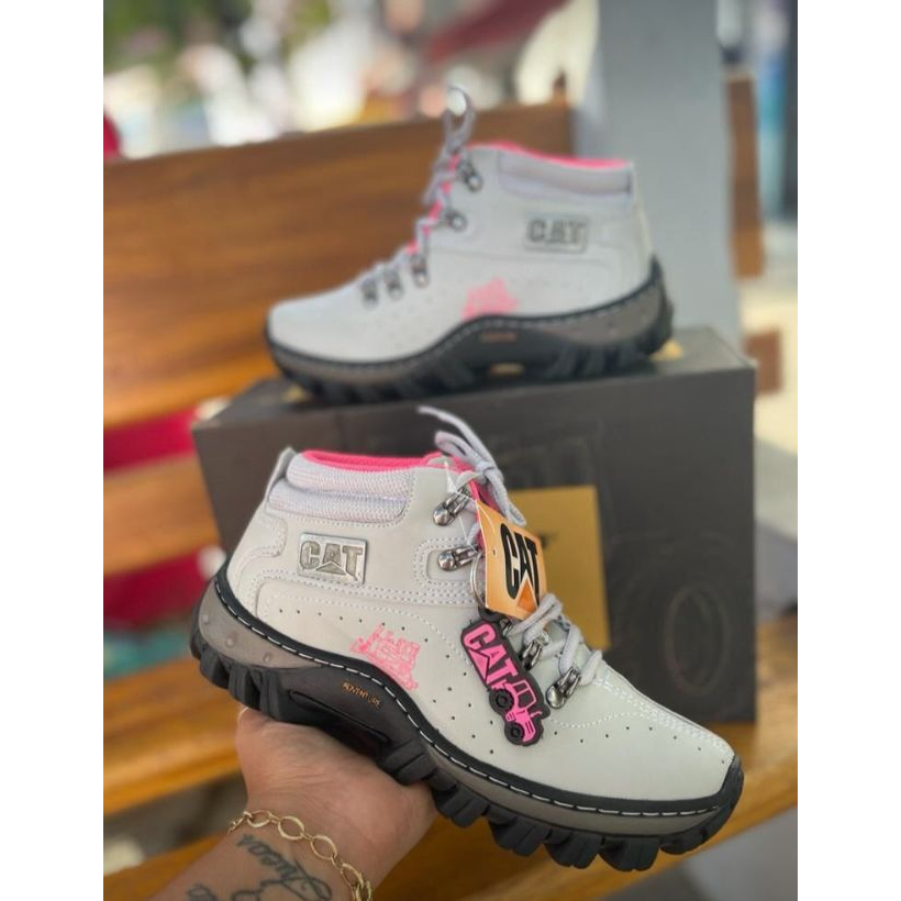 Comprar Bota Caterpillar Adventure Feminina - a partir de R$116,91