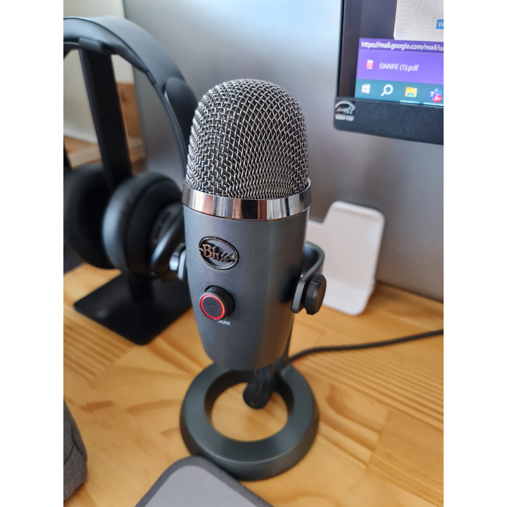 Microfono Blue Yeti Nano de condensador alambrico USB Silver - Coimprit