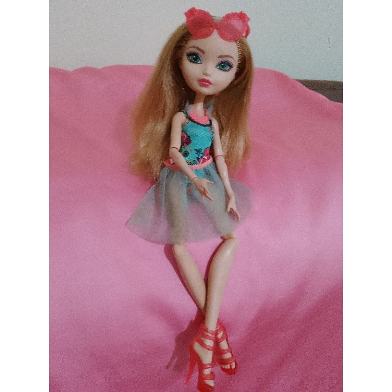 Boneca Colecionável Ashlynn Ella Ever After High Original