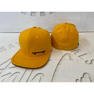 Bonés Strapback Aba Reta Fita Moda Gringa Cores