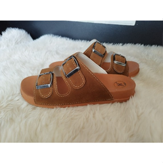 Sandalia Birken papete unissex na cor caramelo com fivelas ajustaveis TN110 SL/CAMEL