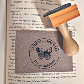 Carimbo de madeira ex-libris - personalizado com o seu nome