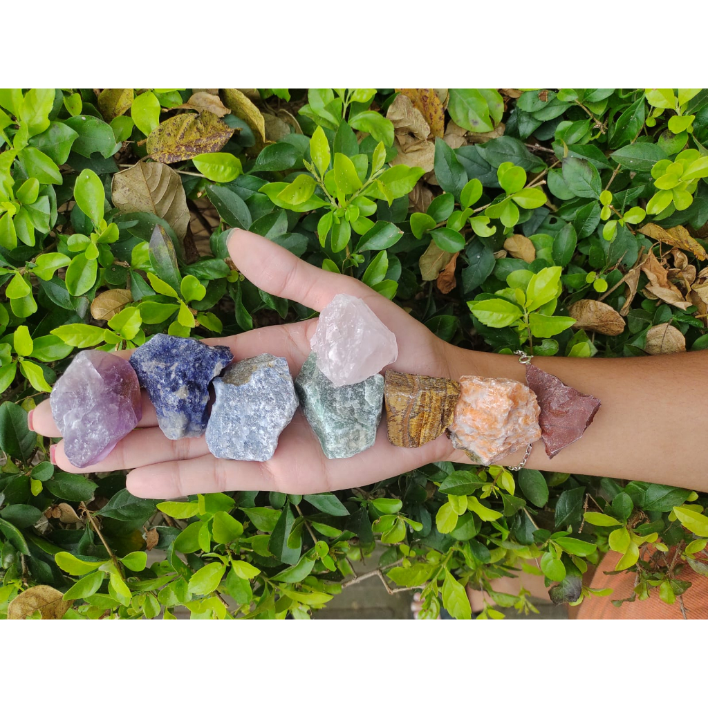 Kit dos Chakras 7 Pedras Brutas para Alinhamento dos Chakras